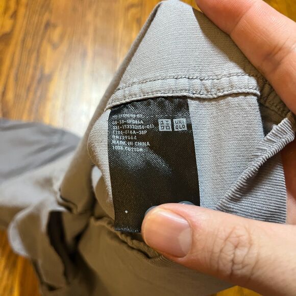 Uniqlo Slim Fit Corduroy Button Up Oxford Shirt Men's S Gray Casual - Picture 6 of 7